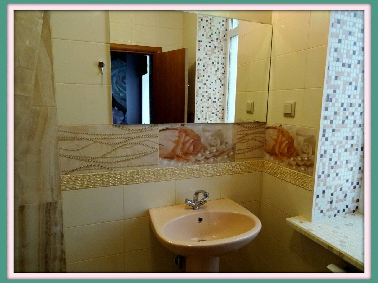 Фотографии номера Улучшенный трехместный номер в Гостинице Кубань Восток Краснодар