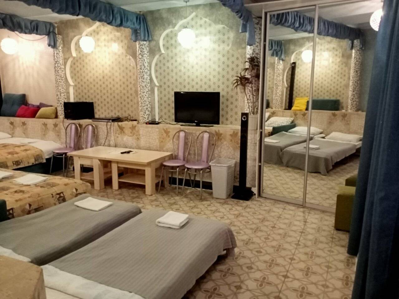 Фотографии номера 6-и местный номер (цоколь) в Гостинице Кубань Восток Краснодар